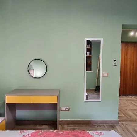 Apartament 2v1 - Sheshi Willson Tirana