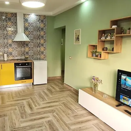 2v1 - Sheshi Willson Apartment Tirana