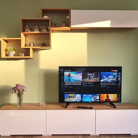 2v1 - Sheshi Willson Apartment Tirana