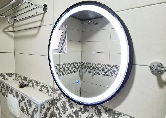 2v1 - Sheshi Willson Τίρανα