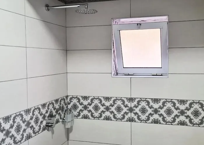 2v1 - Sheshi Willson Διαμέρισμα