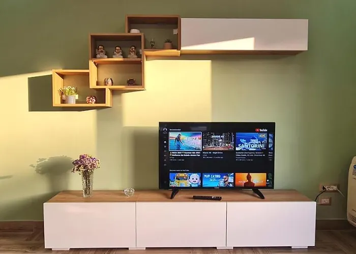 2v1 - Sheshi Willson Διαμέρισμα Τίρανα